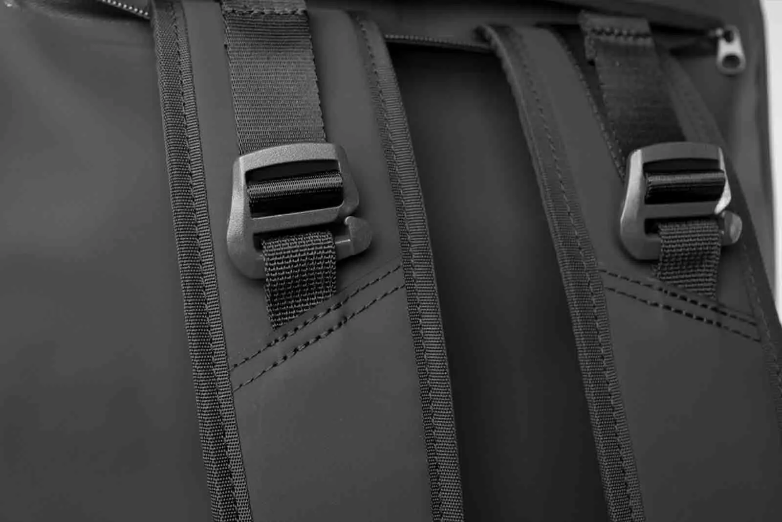 45L-Duffel-Drybag-8.jpg 45L Submersible Waterproof Duffel