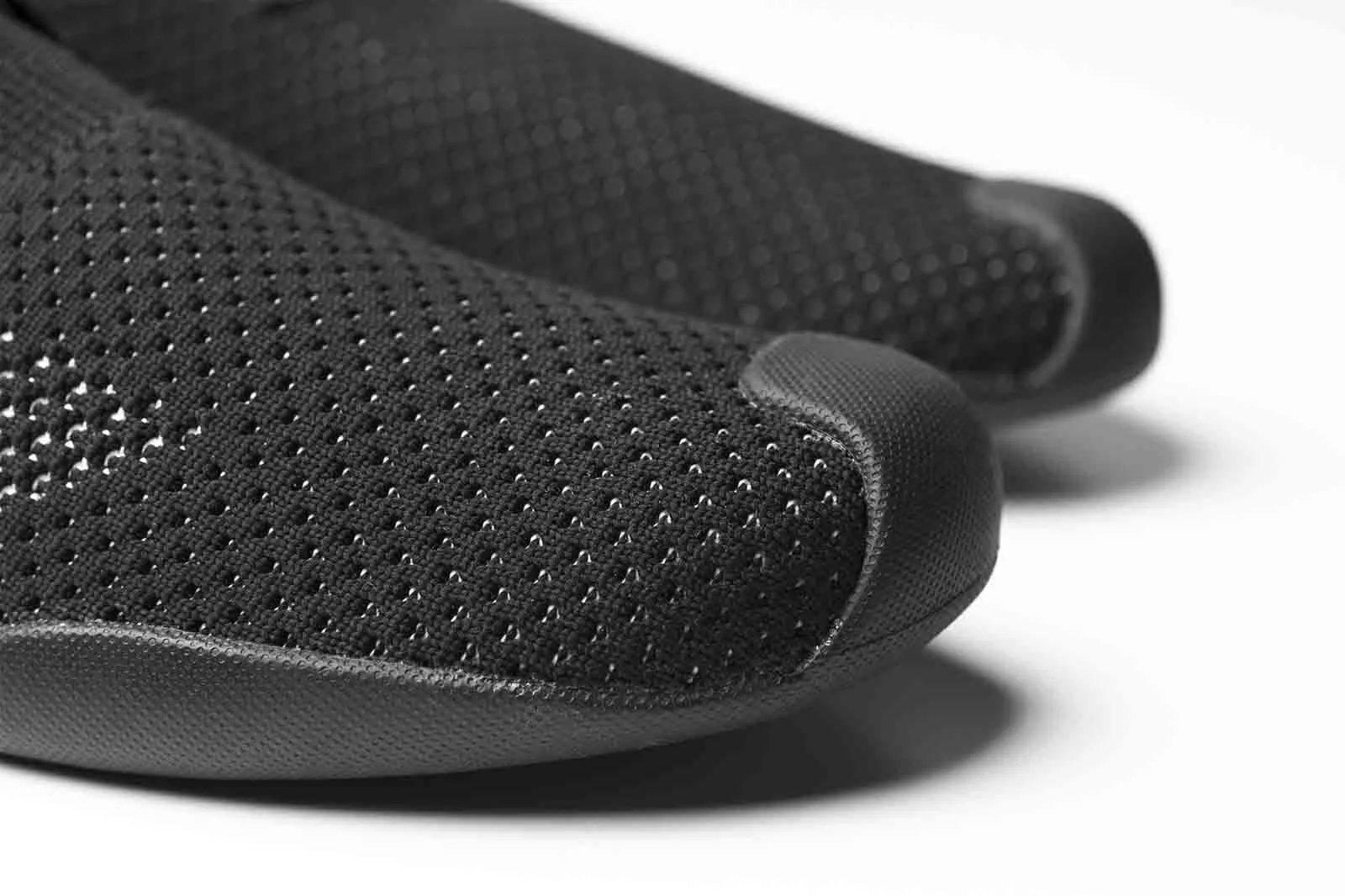 DBT-0080-U-BLK-(feature1).jpg Superthin Bootie
